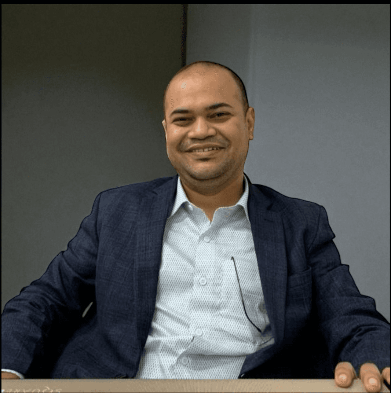 Dr. Mostafa Mottaquin